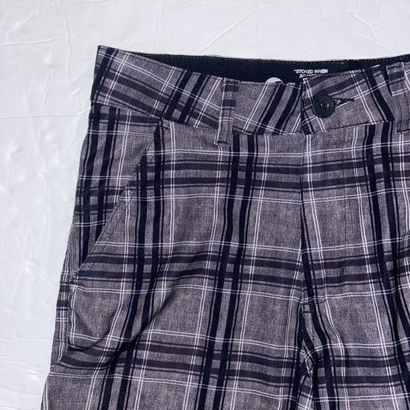 Vans men’s hybrid shorts - Picture 4 of 4